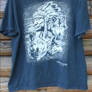 Vintage Village Huron Canada Wolf Wolves Native Nature Wildlife T-Shirt SZ M